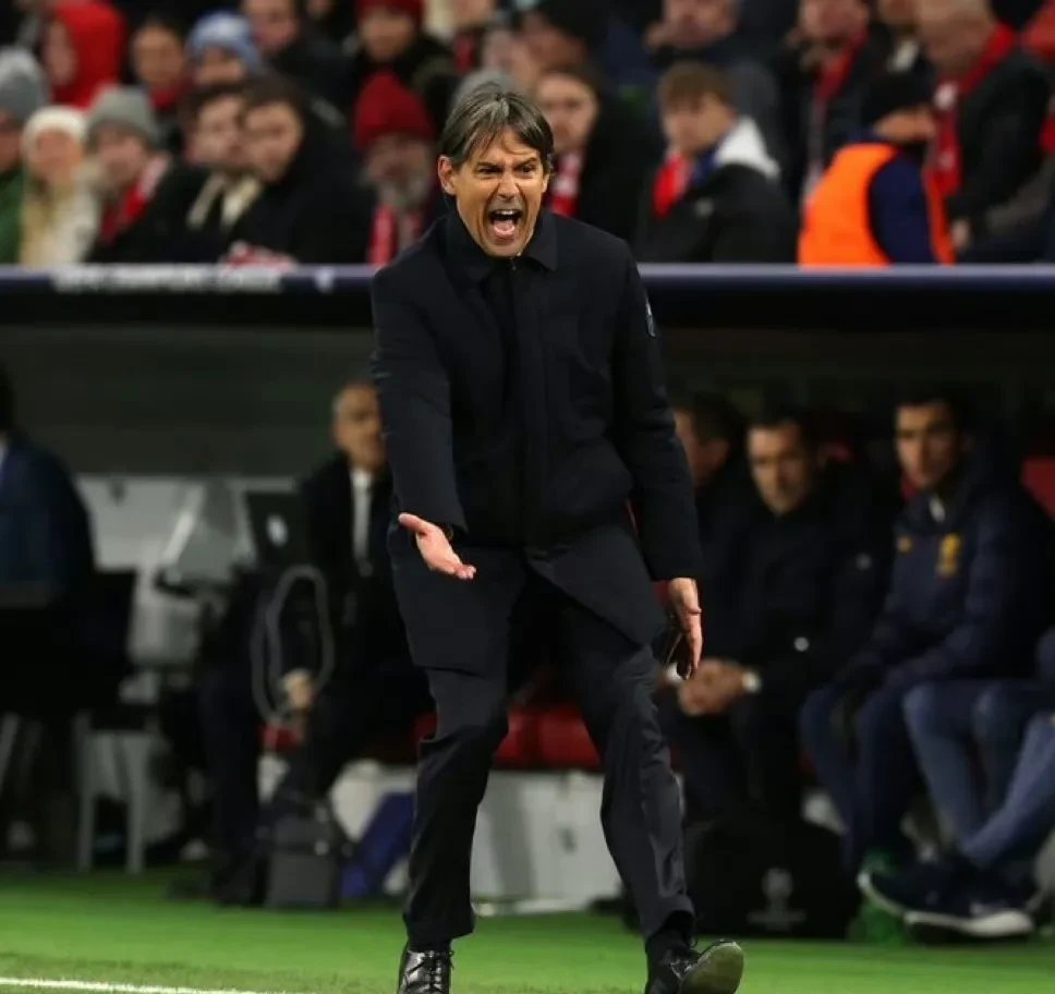 ayx-关于清晨法甲传出新动向，国际米兰调整名单，管理层表态——更衣室稳定，临场指挥获称赞的信息