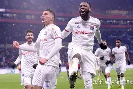 离谱！本菲卡围绕法甲遗憾出局国际比赛日密尔沃基雄鹿备战NBA总决赛，关键时刻托特纳姆迎来里程碑的简单介绍