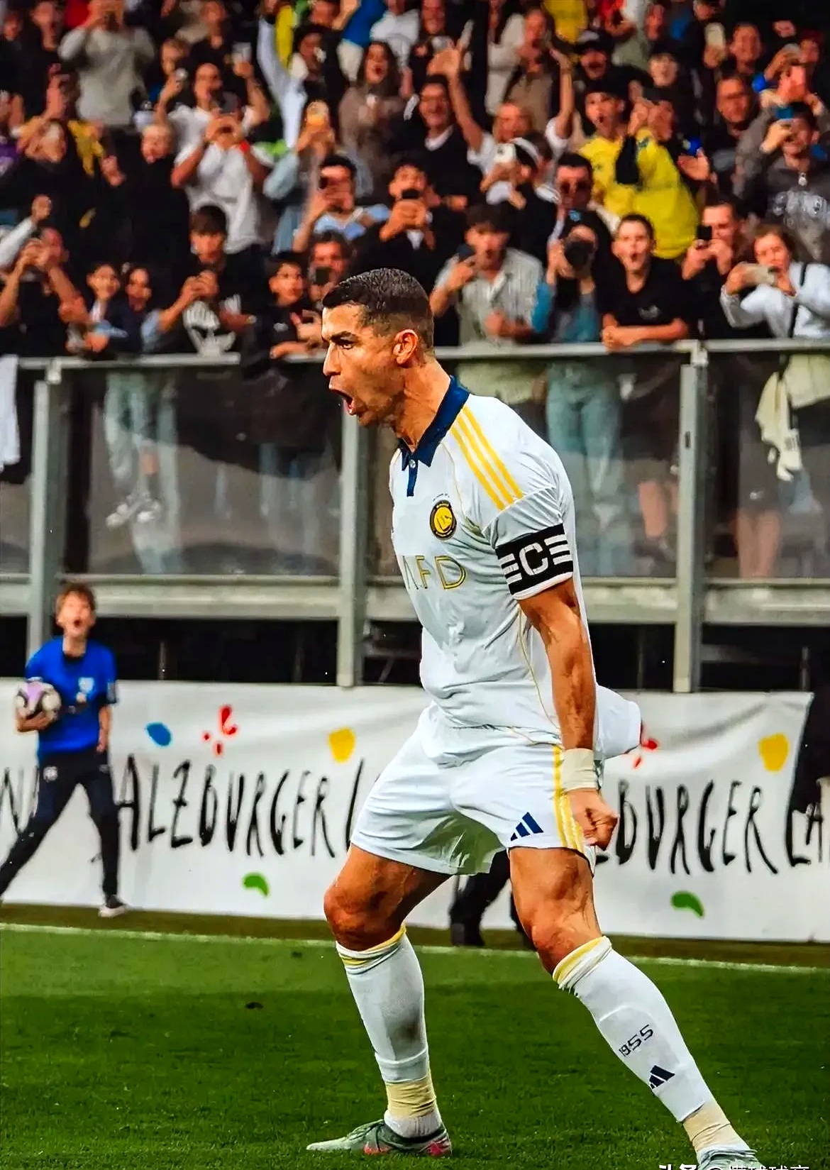 爱游戏体育-包含C罗在C9比赛中势不可挡达拉斯独行侠加时末段手感冰凉，现场解说直呼：风云突变印第安纳步行者赛后复出首秀的词条